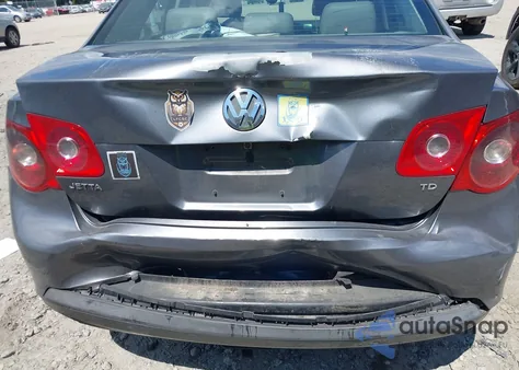 2006 Volkswagen Jetta Tdi z USA, uszkodzony, nr VIN 3VWRT71K26M657635